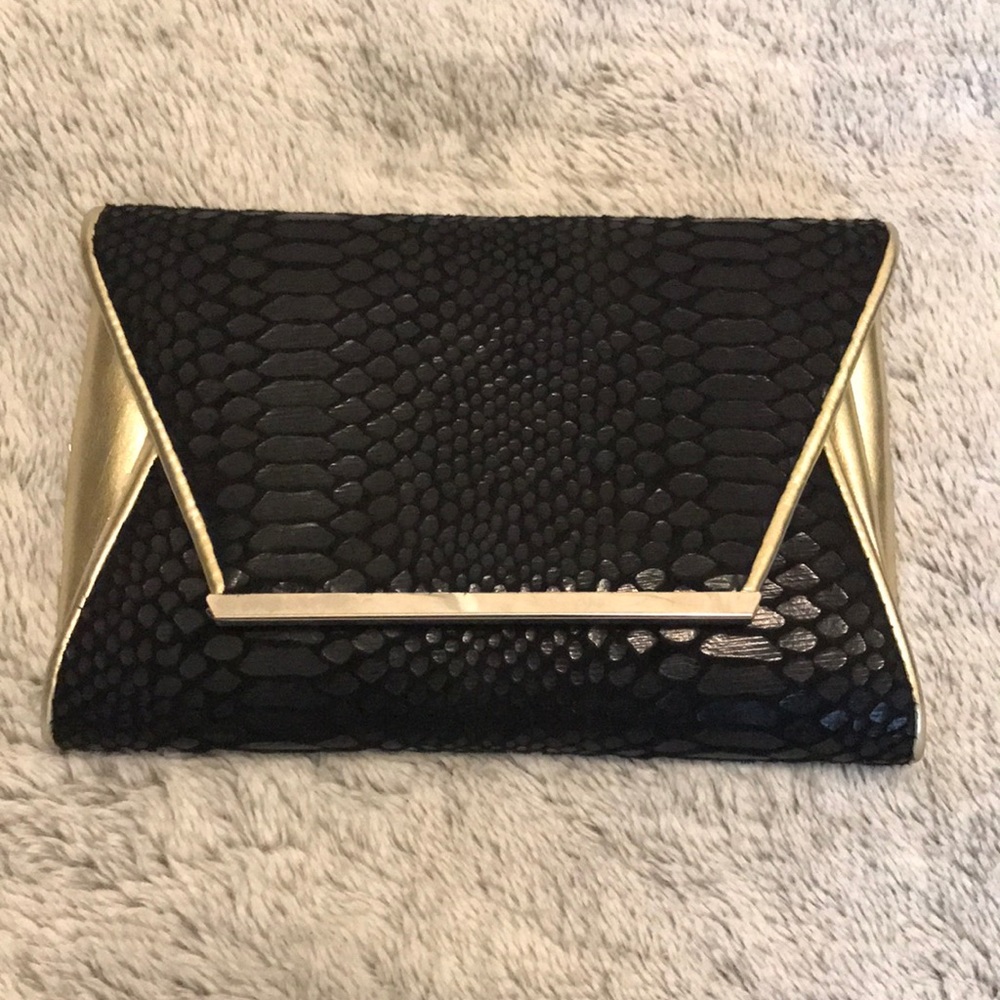 Black faux snakeskin detail Clutch with gold